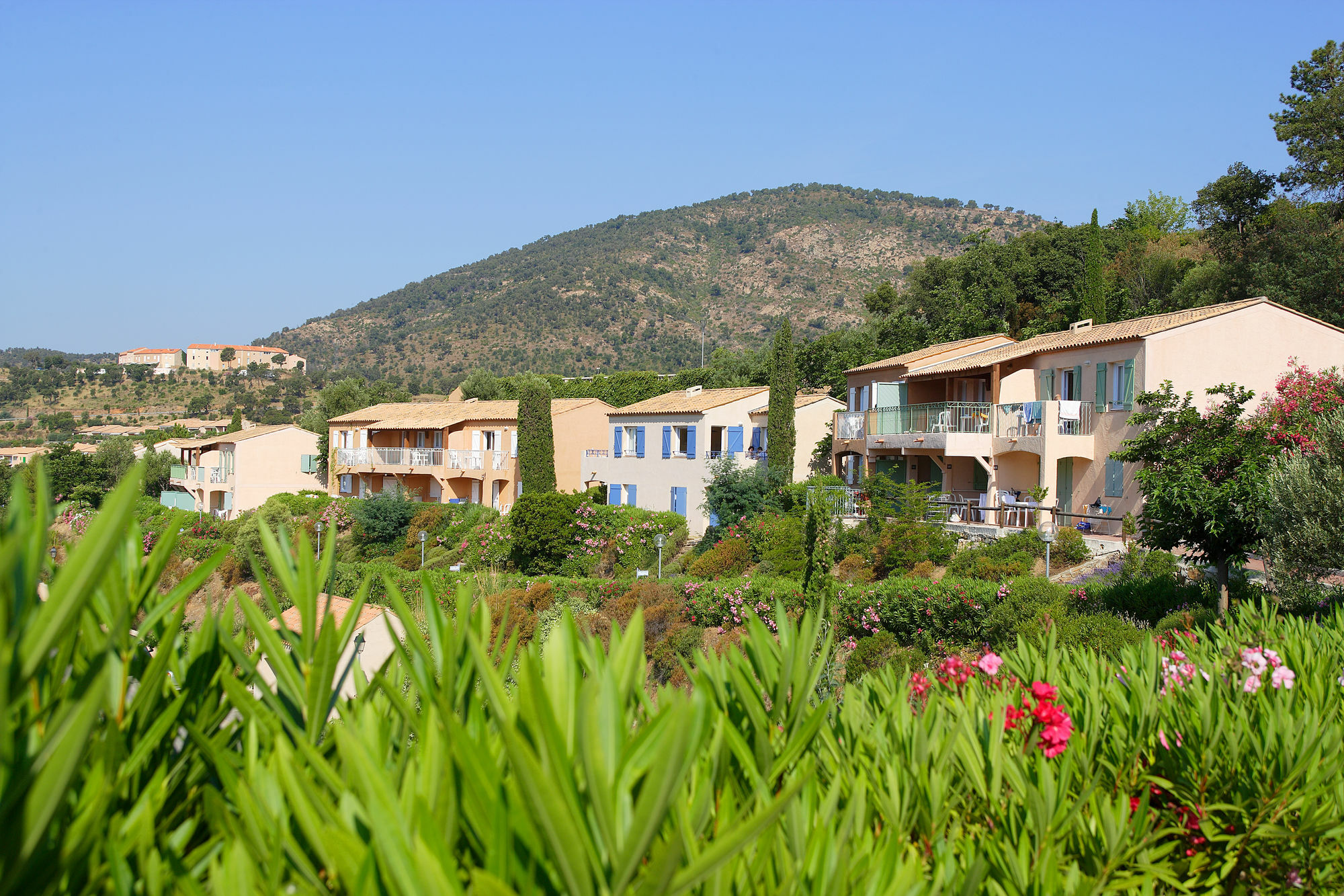 Residence Pierre & Vacances Les Terrasses Des Issambres Les Issambres Exteriör bild